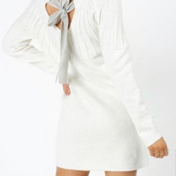 Francesca's Collections Dresses & Skirts - Bow back Sweater Dress - White, Sz L, NWT